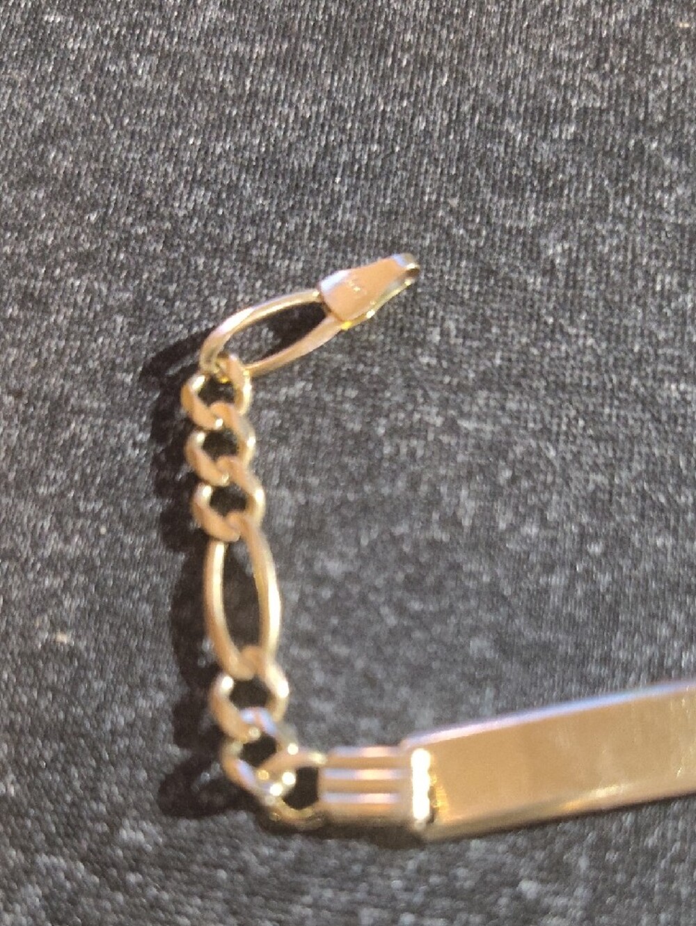 Solid 14k Yellow Gold Figaro ID Bracelet 7g 7.5" Michael Anthony ( - Picture 4 of 10